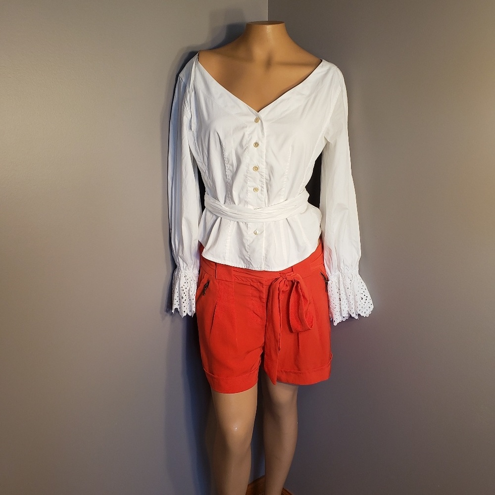 Rebecca Taylor White cotton blouse red xoxo shorts